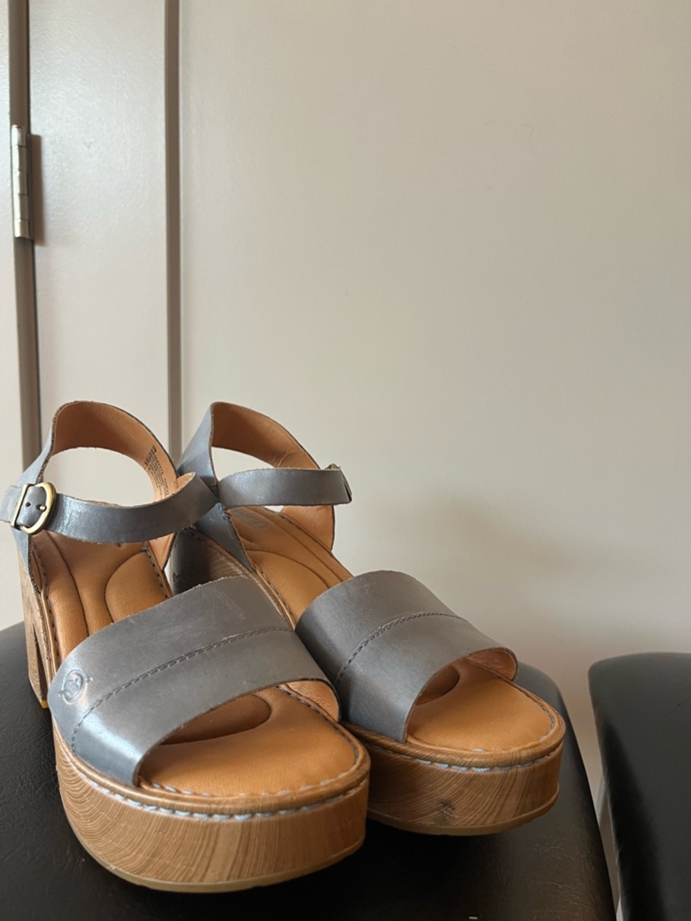 Born Silver Leather Platform Sandals with Wood-Effect Heel - Picture 4 of 9